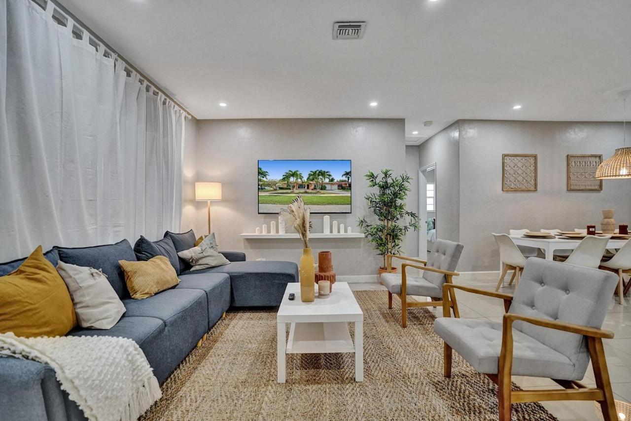 Luxury Rattan Getaway Villa Miami Buitenkant foto