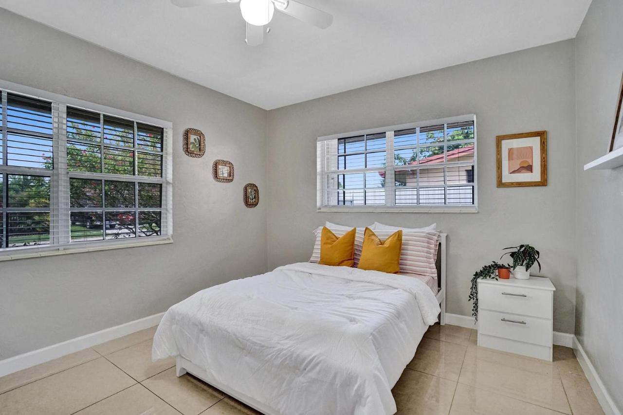 Luxury Rattan Getaway Villa Miami Buitenkant foto